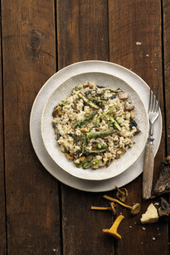Risotto amb bolets i espàrrecs
